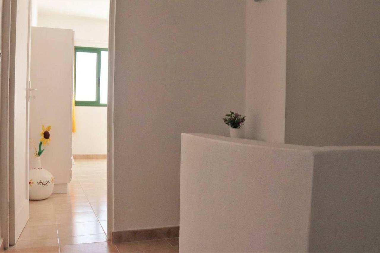 Oasis Atlantico: Rincon Secreto Al Pie De Los Senderos Azano Exterior foto