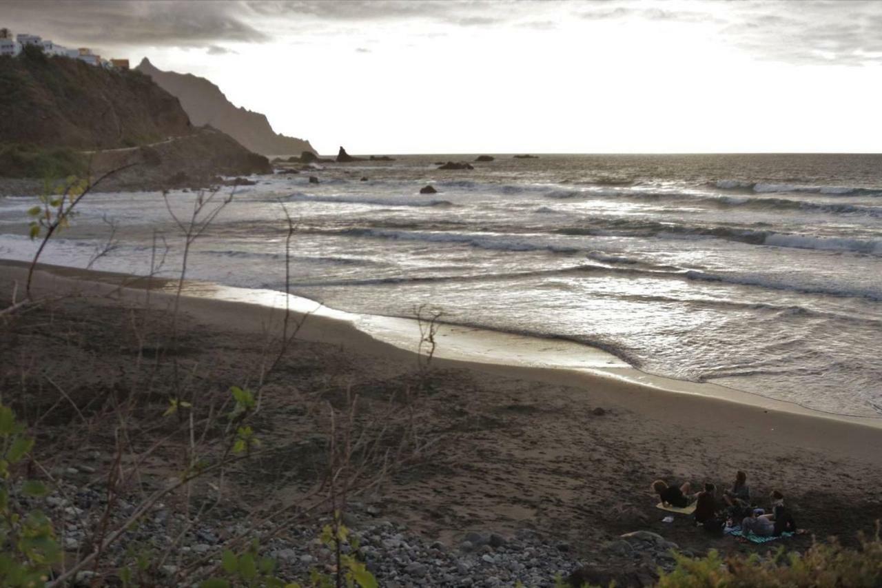 Oasis Atlantico: Rincon Secreto Al Pie De Los Senderos Azano Exterior foto